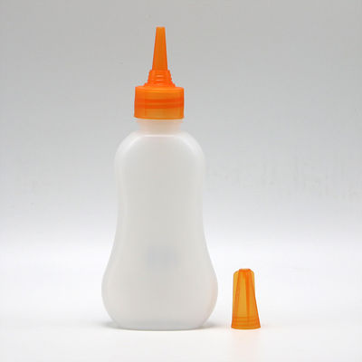 パーソナライズされたロゴとクラムシェル付き100ml PE 腰コレクション プラスチックスプリンクラーボトル