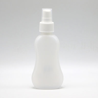パーソナライズされたロゴとクラムシェル付き100ml PE 腰コレクション プラスチックスプリンクラーボトル